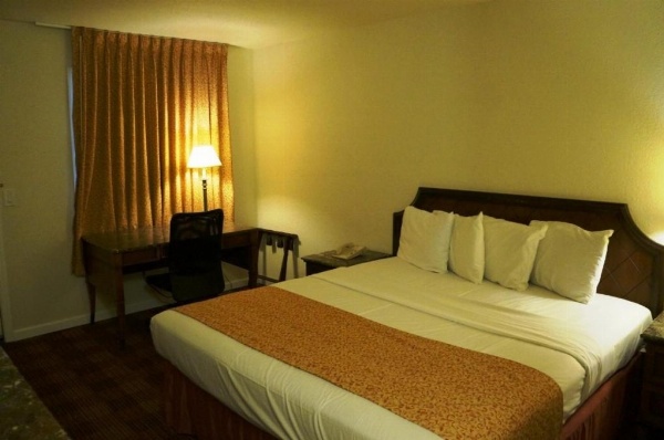 Waterford Inn image 3